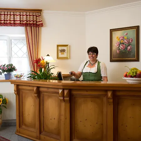 Garni Noeserlgut リンツ