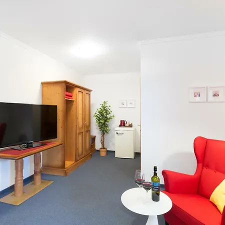 Hotell Garni Noeserlgut Linz