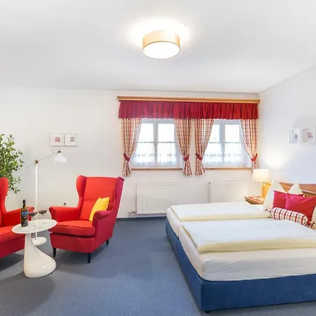 Garni Noeserlgut 4* Linz
