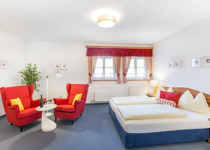 Garni Noeserlgut 4* Linz