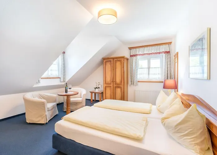 Hotell Garni Noeserlgut